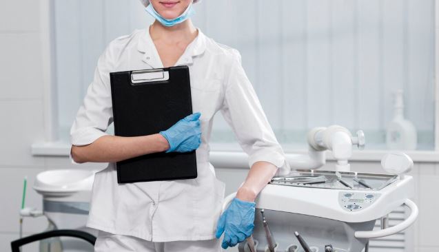 Имплантация зубов: особенности, преимущества и этапы