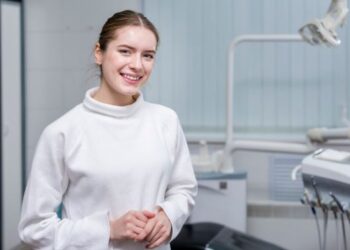 Художественная реставрация зубов — искусство красоты и здоровья