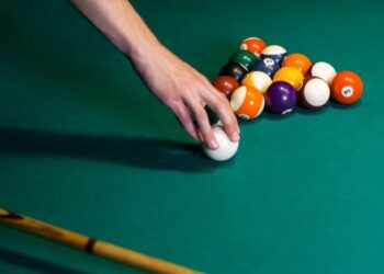 Особенности обучения игре в бильярд: подходы и ключевые аспекты