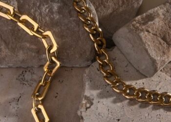 Как выбрать золотую цепочку в подарок для любимой