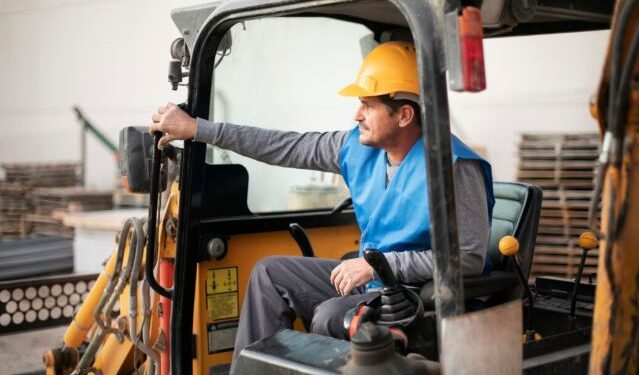 Аренда автокрана: преимущества и советы по выбору