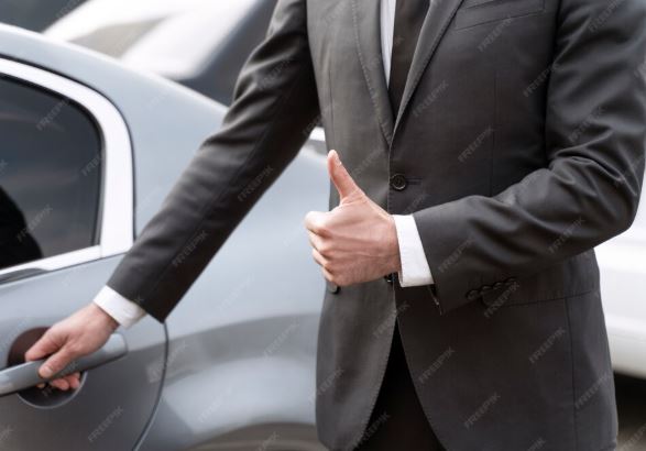 Заказать трансфер в аэропорт: удобство и преимущества